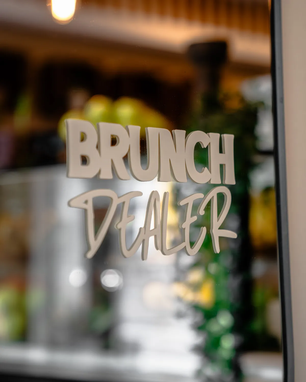 Enseigne « Brunch dealer », AB Cafe à Saint-Raphaël