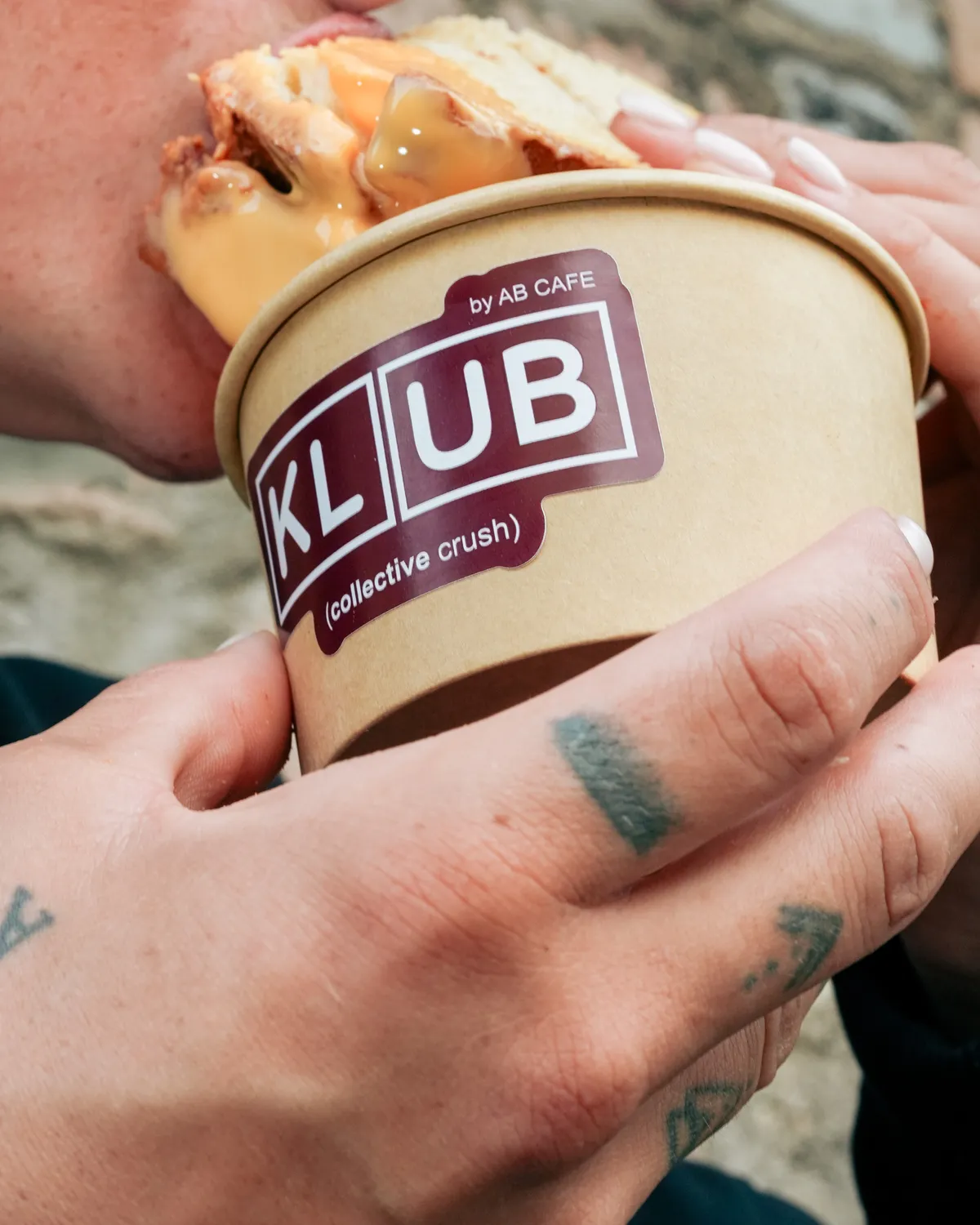 Pot de sauce cheddar Klub, Klub à Saint-Raphaël